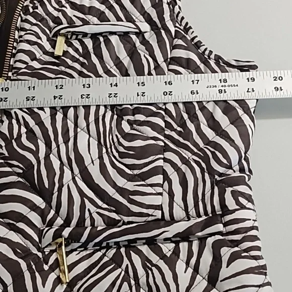 Michael Kors Woman's Puffer Jkt Lightweight Vest Gold Hardware Brown White Zebra - Picture 7 of 11